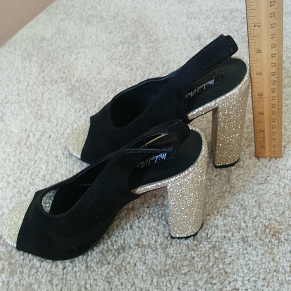 Shoe - Picture 7 of 8